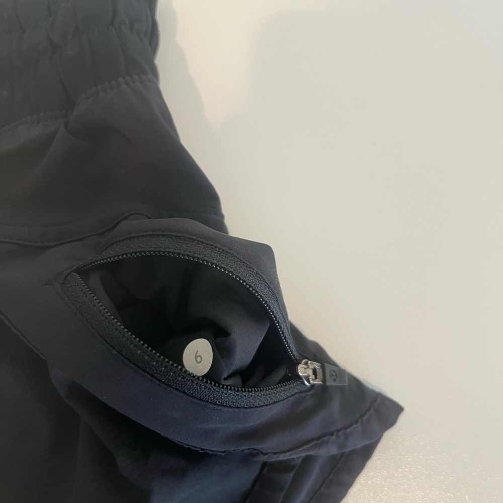 Classic lululemon running shirt size 6 - Picture 2 of 3